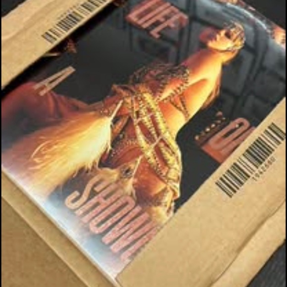 Taylor Swift LOASG: The Crowd is Your King Edition Vinyl - Picture 4 of 4